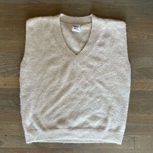 Princess Polly V Neck Sweater Vest, Size 6